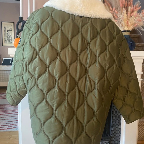 Jacket - Picture 6 of 8